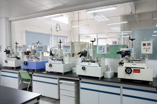 皮革質(zhì)監(jiān)所實(shí)驗(yàn)室