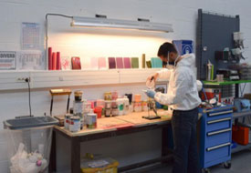 油漆恒溫恒濕實(shí)驗(yàn)室